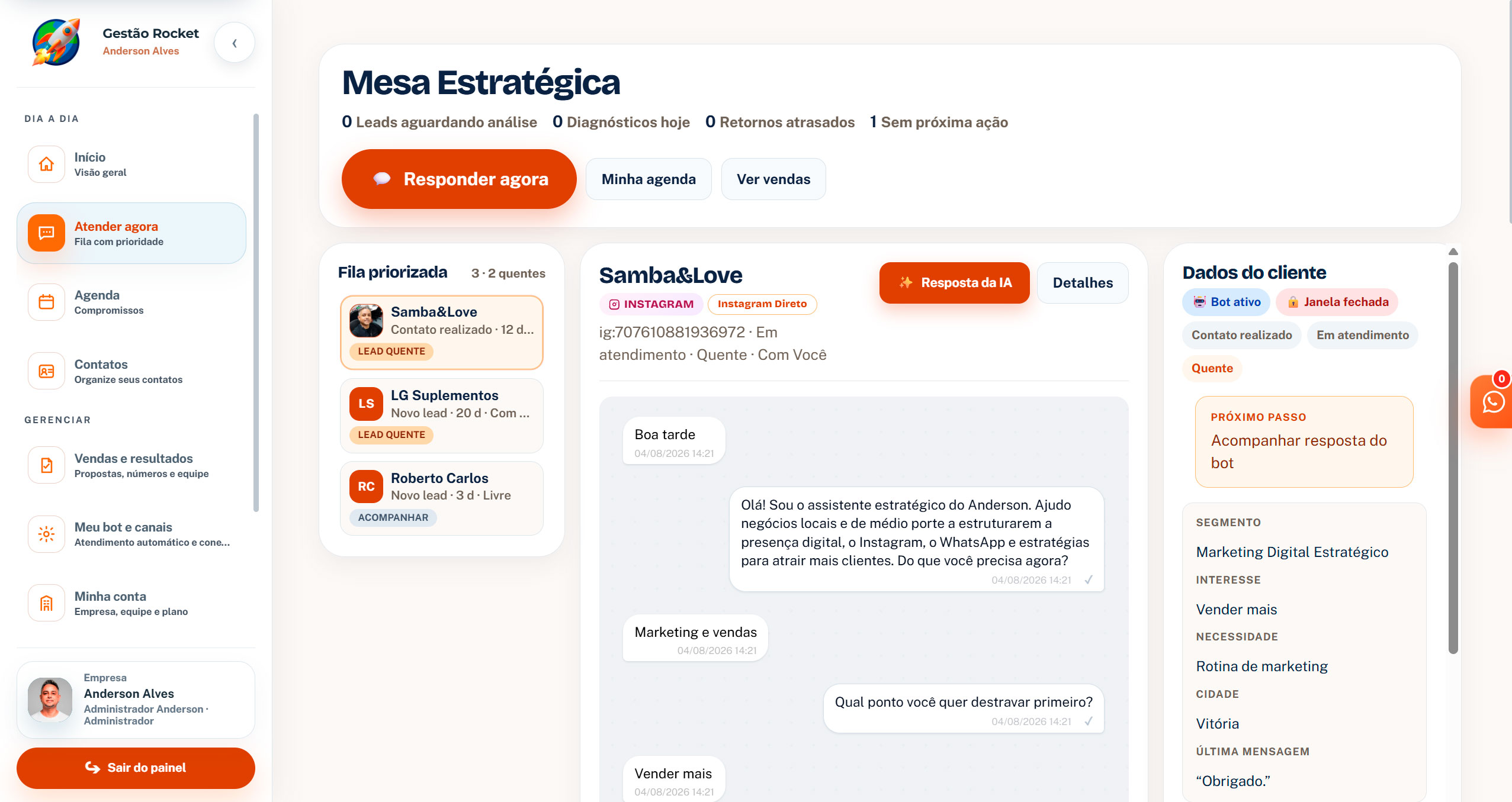 Fila de atendimento com resposta sugerida por inteligência artificial na Gestão Rocket